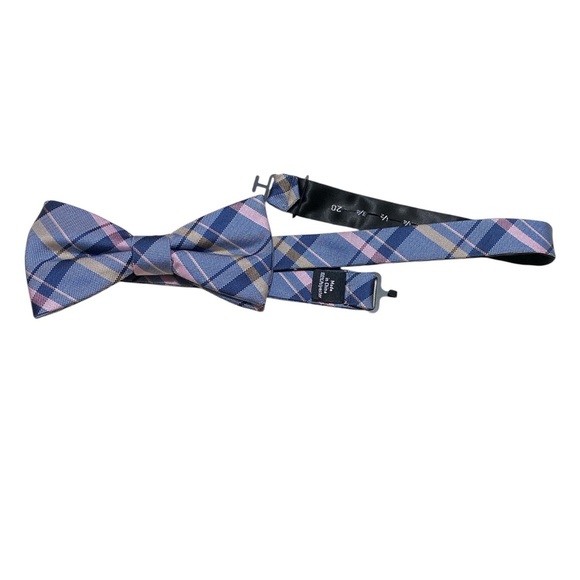 Other - Mens Bow Tie Blue & Pink Plaid.